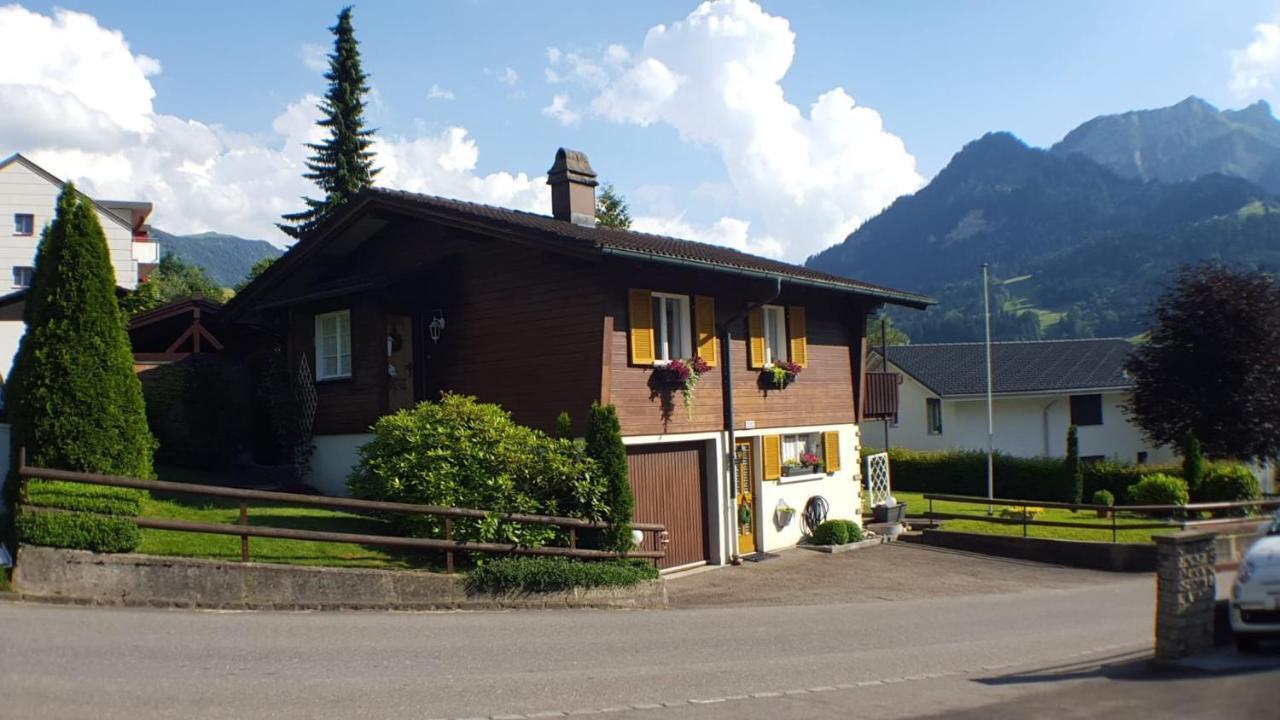 Free Spirit Chalet Fluehli Luaran gambar