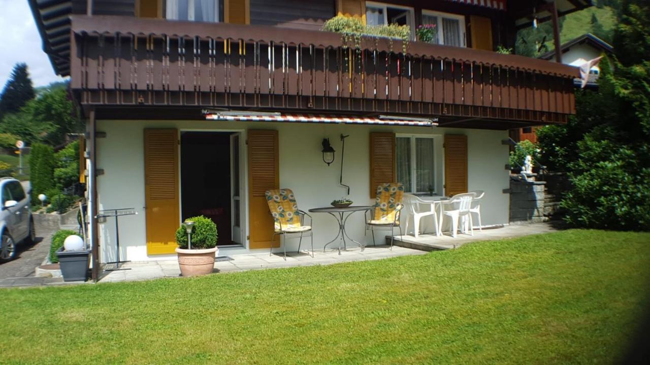 Free Spirit Chalet Fluehli Luaran gambar